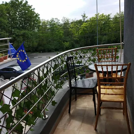 Pensiunea Mary * エフォリエ・ノルド