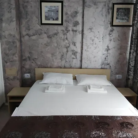 Pensiunea Mary Hostel